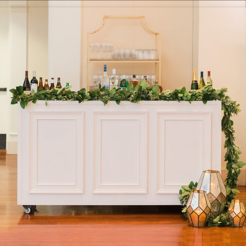 Classic Bar, White
